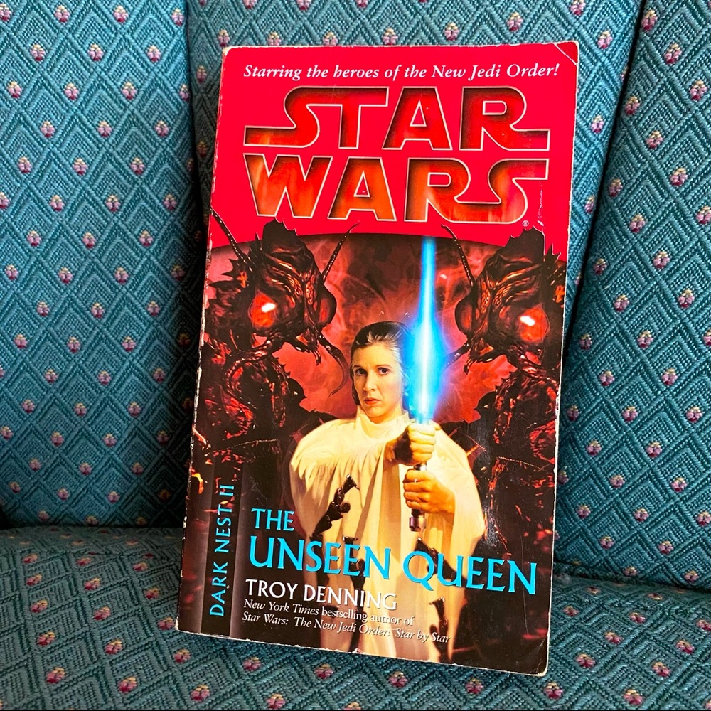 Star Wars: The Unseen Queen Paperback Novel by Troy Denning. Dark Nest Book 2